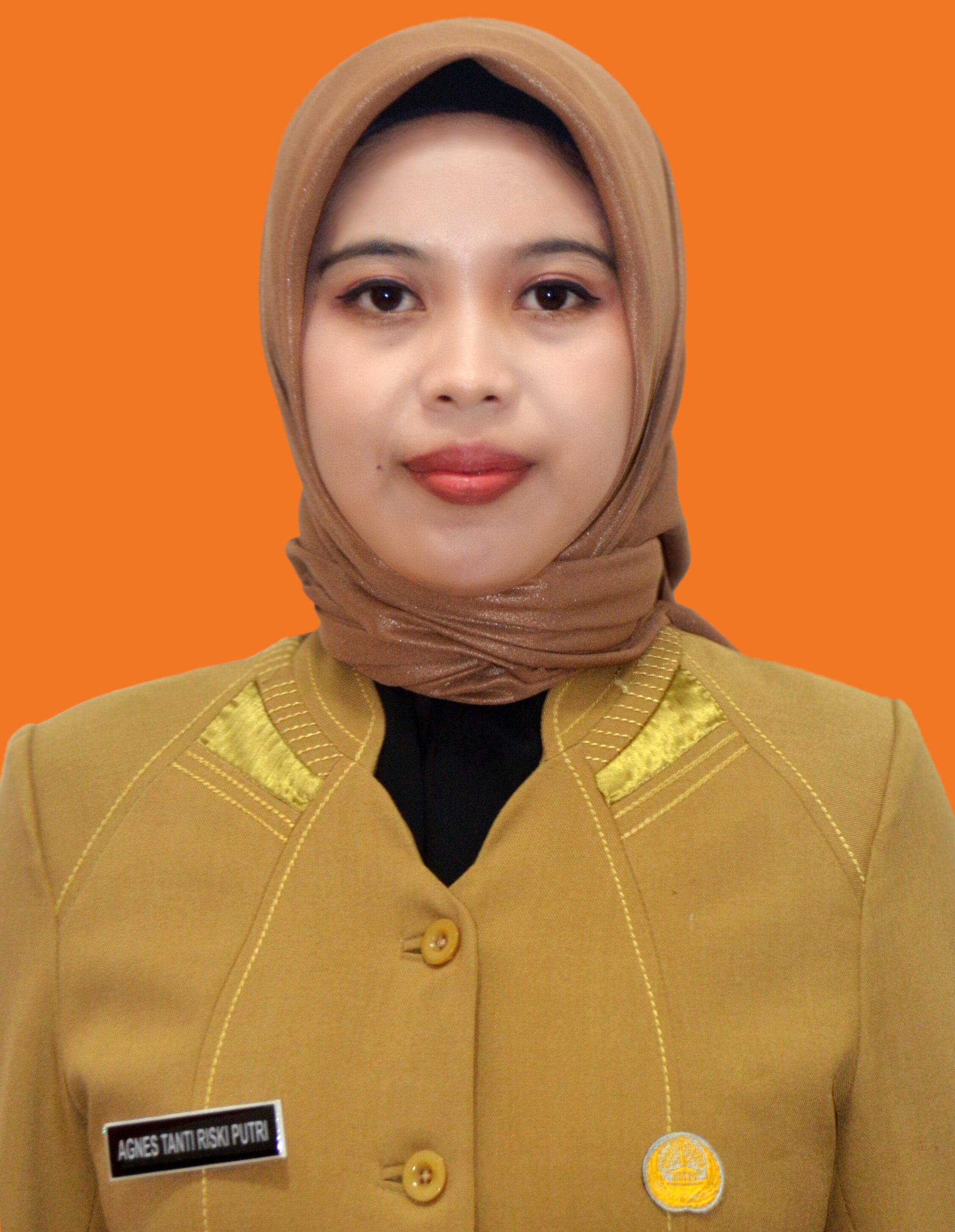 Agnes Tanti Riski Putri, S.Sos